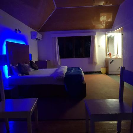 Flyzone Premium Cottages Agatti Esterno foto